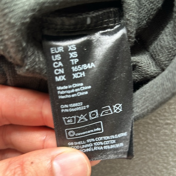 H&M hoodie - Picture 4 of 4